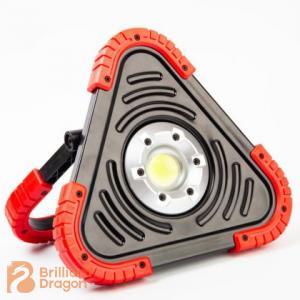 This Warning Triangle Work Light is a 6-in-1 Gadget Modern Drivers Must Have